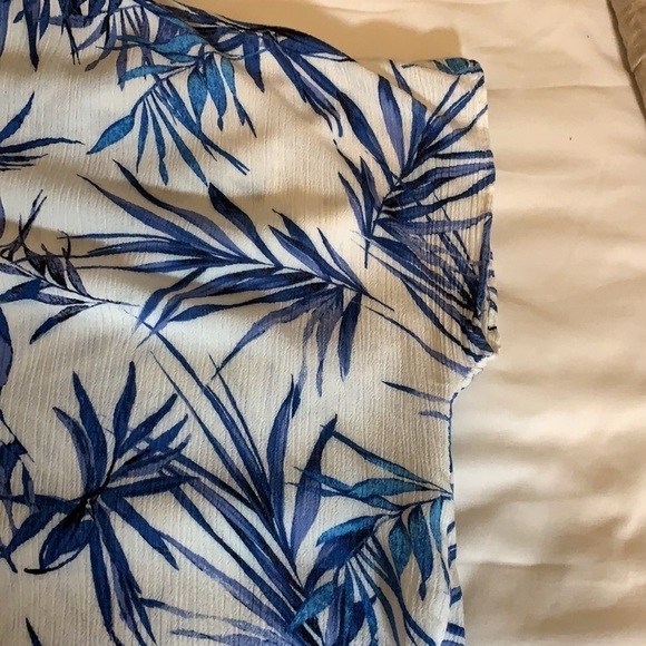 Karen Kane High/Low Top - Picture 6 of 7